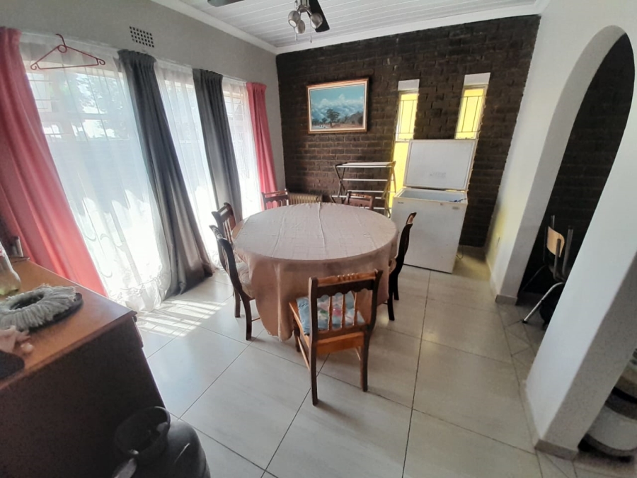 4 Bedroom Property for Sale in Oos Einde North West